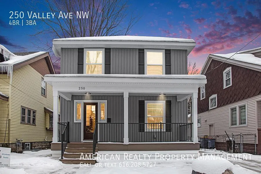 4 bed, 2.5 bath, 1400 sqft, $2,900 — Photo 1