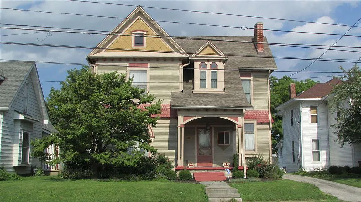 1126 Lincoln Ave photo 1
