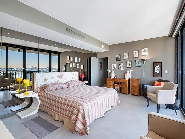 1000 Venetian Way #1501 — Photo 16