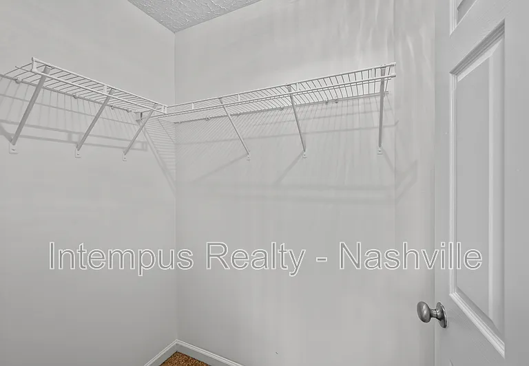 553 Rose Cottage Cir — Photo 14