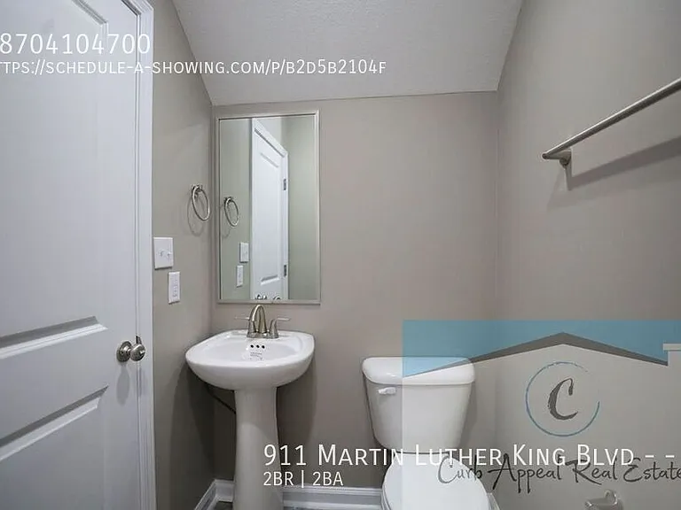 911 Martin Luther King Blvd #B — Photo 37