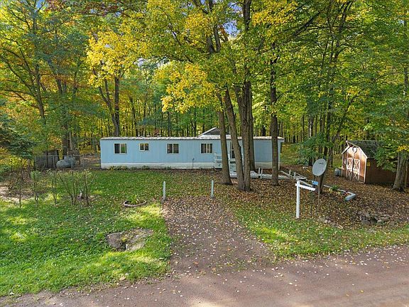 4th image of 25261 Maple Tree Ln