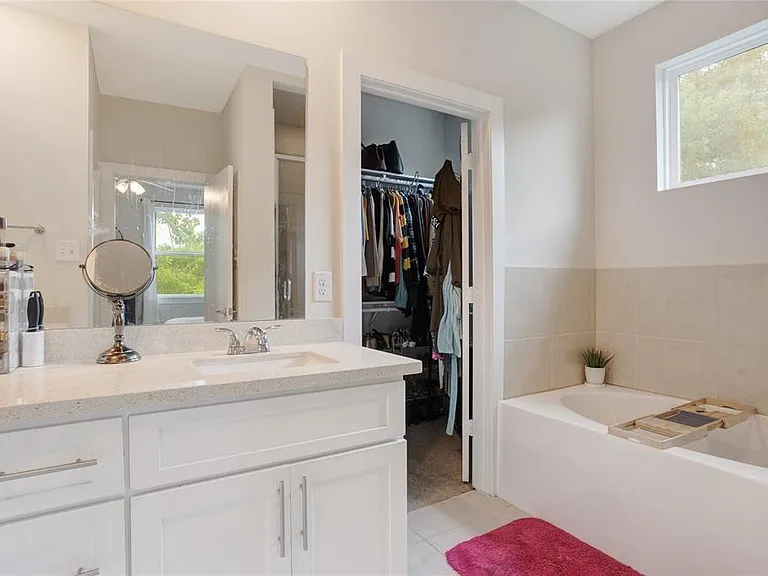 4625 Mallow St — Photo 18