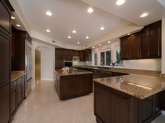 2nd image of 10522 Orange Park Blvd