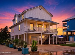 4044 Mindanao St, Bay Saint Louis, MS 39520
