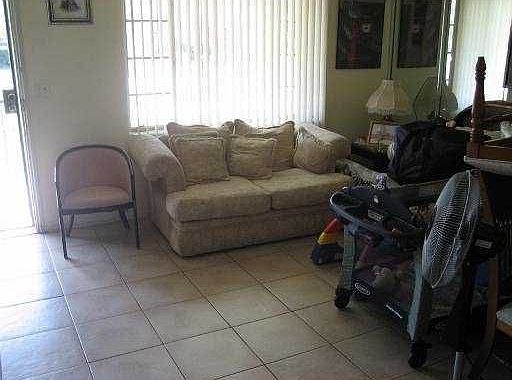 5th image of 40 NW 125th St
