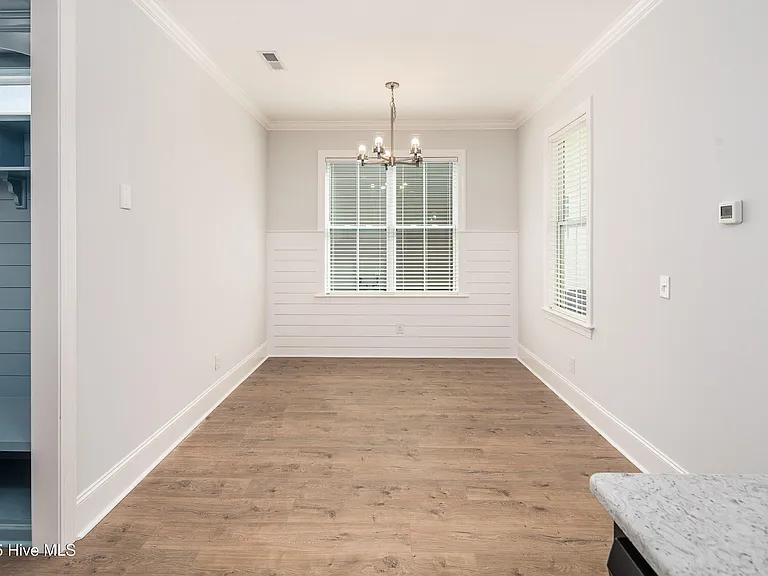3842 W Wilson St — Photo 12
