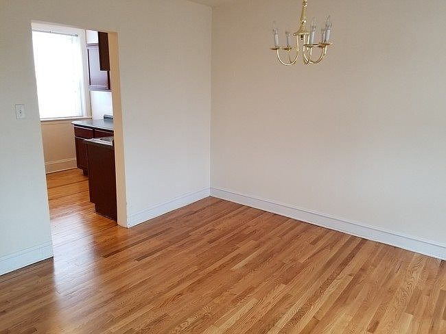 1st image of 6434 N Sacramento Ave #E2
