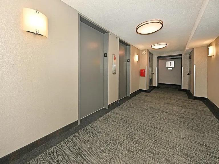 7004 Boulevard East #1-B — Photo 4