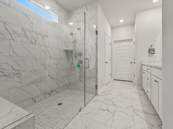 5th image of 1124 Coastal Creek Ct