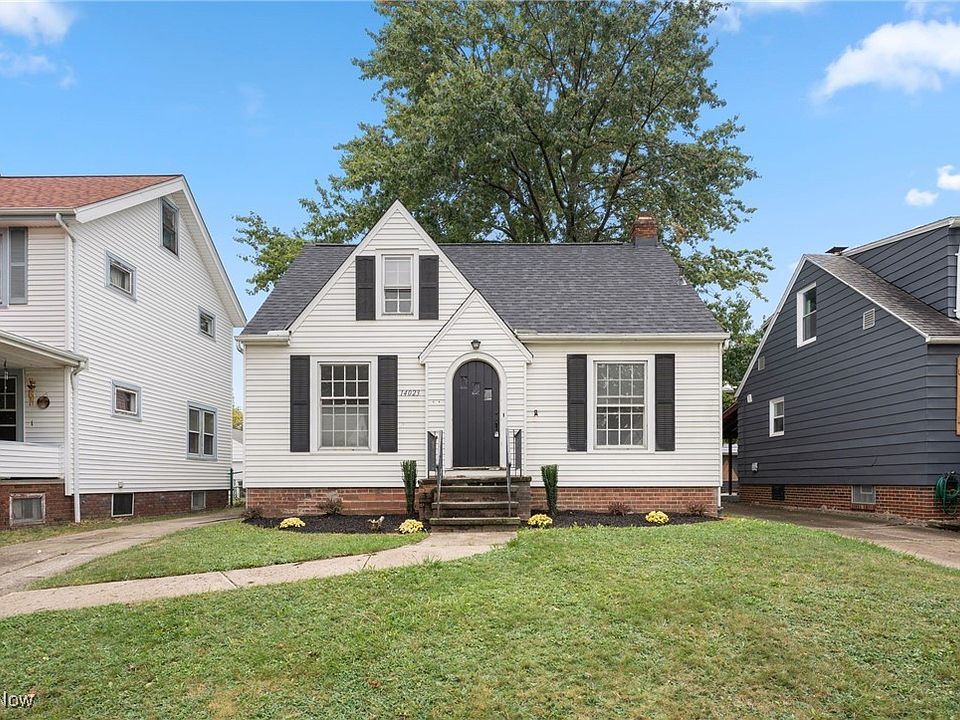 1st image of 14023 Carrydale Ave
