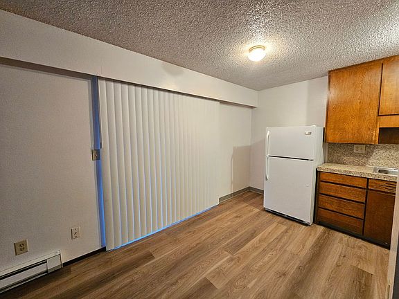 4th image of 4823 100th St NE #1