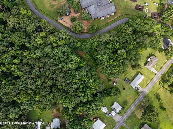 4th image of 1334 Scott Rd