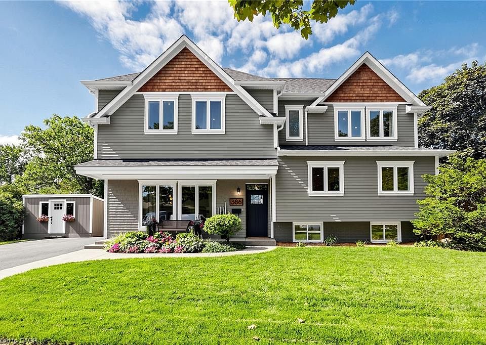 1st image of 386 Cosburn Cres