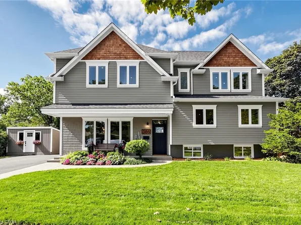 386 Cosburn Cres, Burlington, ON L7L 2W6