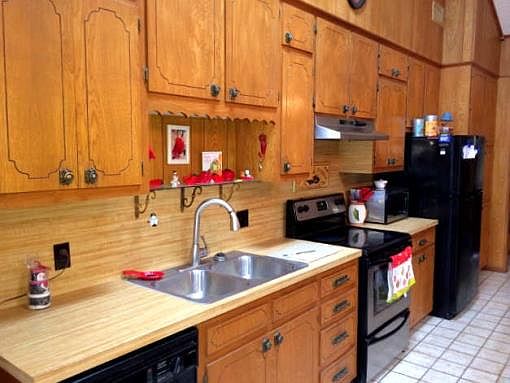 4th image of 22850 Lakeside Dr