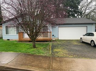 5740 Barclay Ave, Gladstone, OR 97027