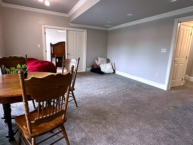 912 Suncrest Pl — Photo 7