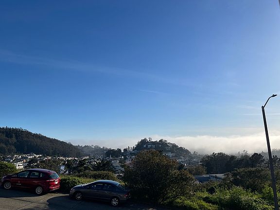 2nd image of 148 Panorama Dr