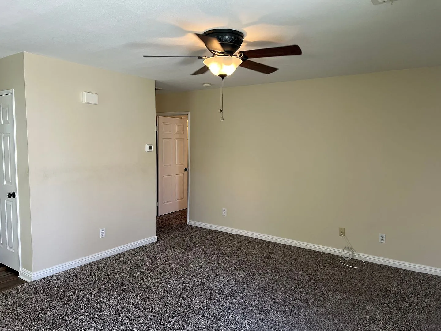 Beautiful Home 55+ in Jess Ranch a Gate-Guarded Community — Photo 4