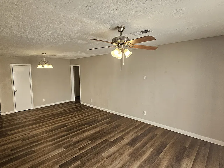 5458 Osprey Dr — Photo 11