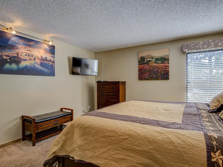 431 Wright St #209 — Photo 14