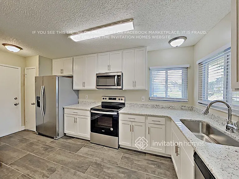 562 Cidermill Pl — Photo 6