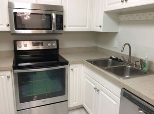 501 SW 75th St APT B2, Gainesville, FL 32607