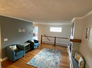 419 Sunset Dr, Colfax, IL 61728