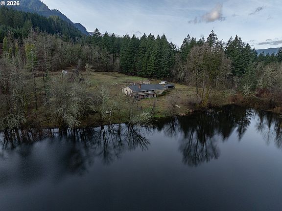 2nd image of SE Frontage Rd