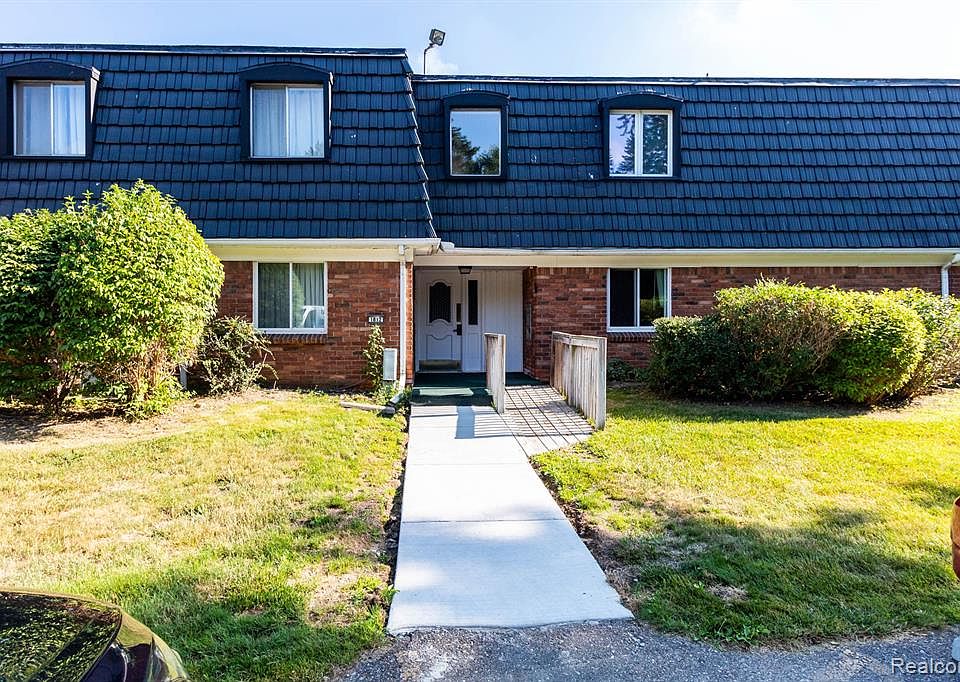 1812 Colonial Village Way Waterford, MI, 48328 Apartments for Rent