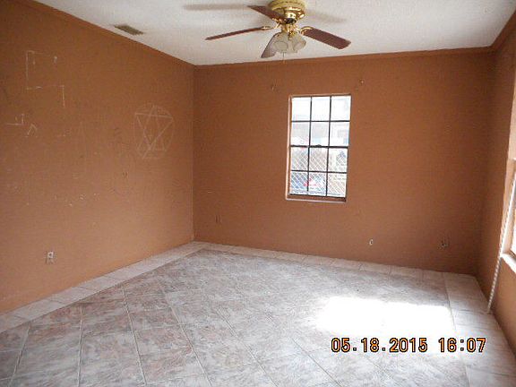 2nd image of 2873 Alameda Dr