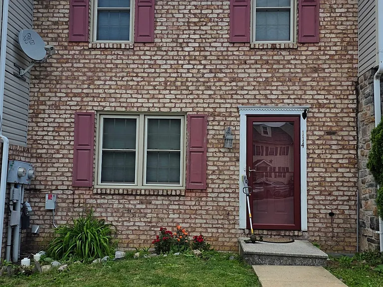 114 Millview Ct — Photo 1