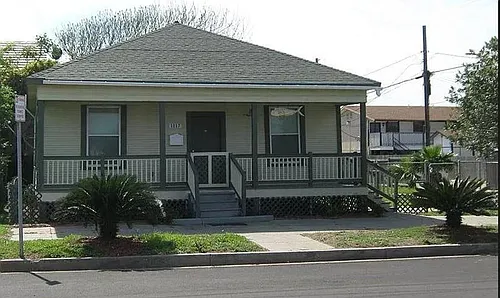 1117 9th St Photo 1