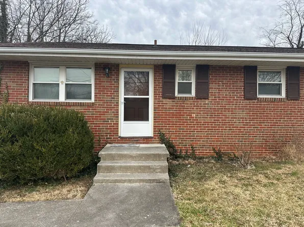 3726 New Spring Branch Rd SE, Roanoke, VA 24014