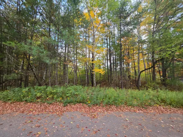 1-2 W Putnam St, Tomahawk, WI 54487