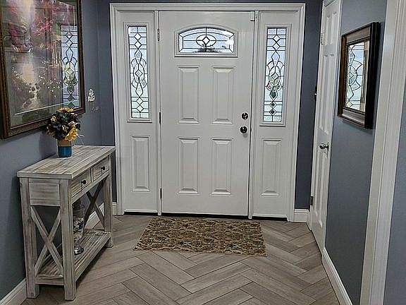 4th image of 2901 Oak W