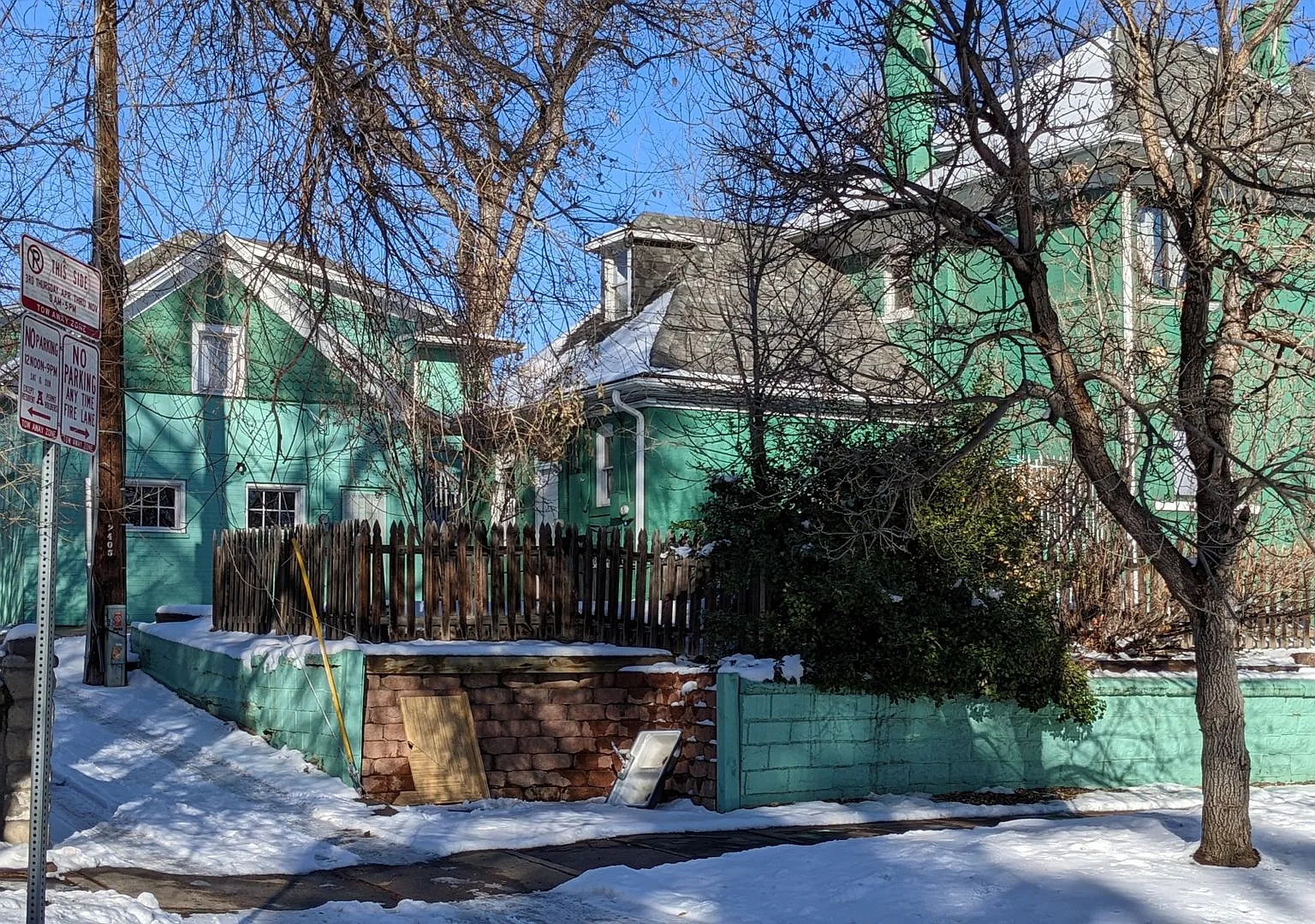 Available Immediately! Historic 3-Bdrm Home In North Denver! Section 8 Vouchers Accepted! — Photo 2