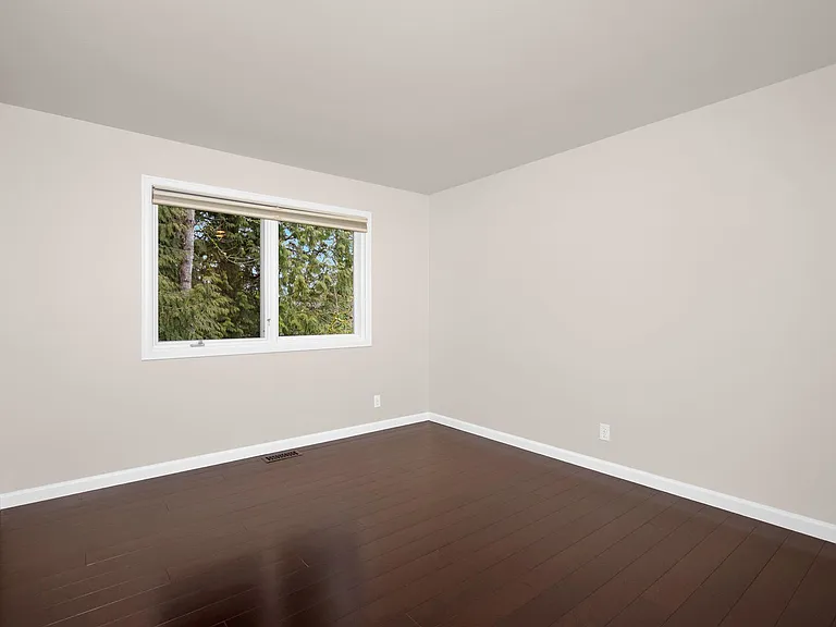4921 166th Ct NE — Photo 24