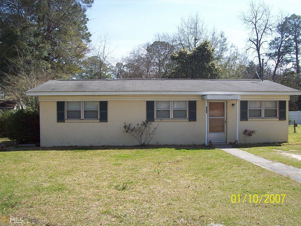 1st image of 303 Clairborne Ave