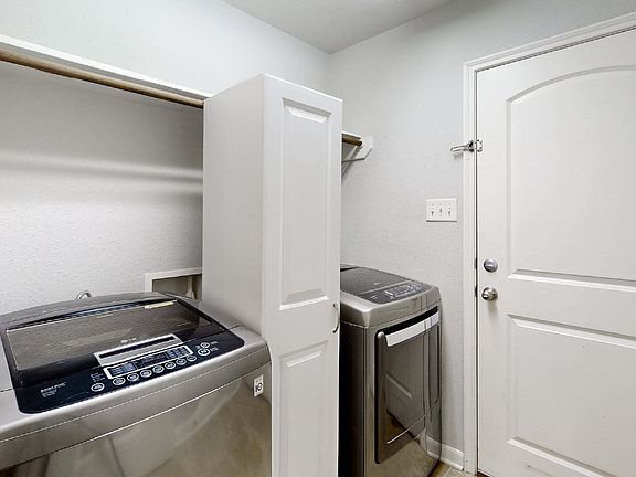 4th image of 15538 Creek Meadow Blvd