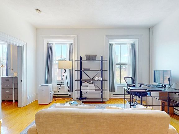 5th image of 703 Massachusetts Ave APT 19