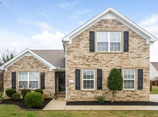1817 Saint Andrews Dr, Murfreesboro, TN 37128