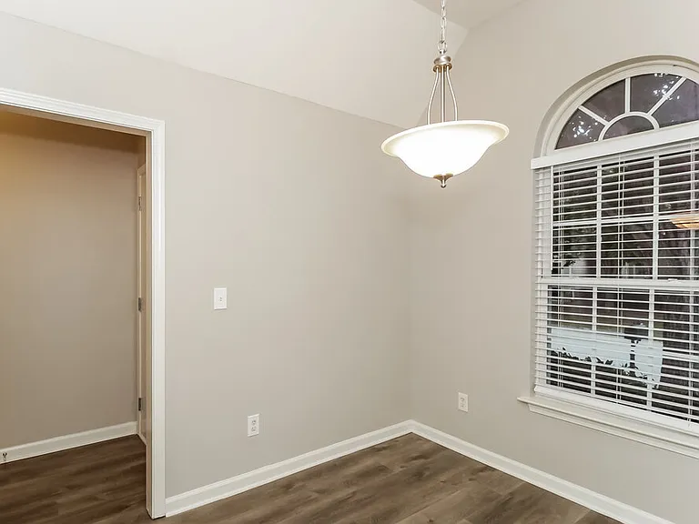 254 Highland Falls Blvd — Photo 6