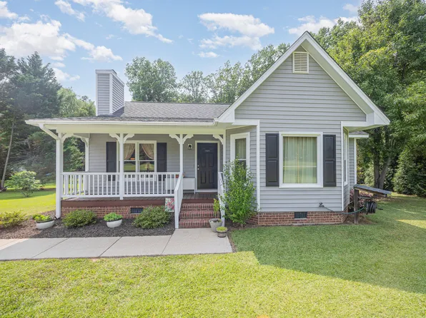 701 Creekside Dr, Clayton, NC 27520