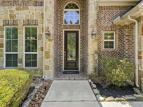 2nd image of 3396 Wooded Ln