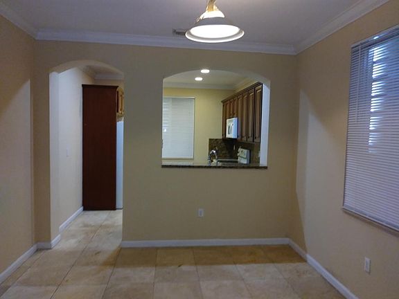 3rd image of 2753 S Evergreen Cir