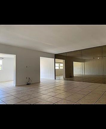 3rd image of 9197 Fontainebleau Blvd APT 5