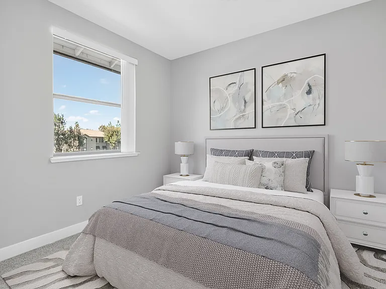 Tesoro Apartments — Photo 33
