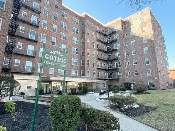 84-50 169 Street #315, Jamaica, NY 11432